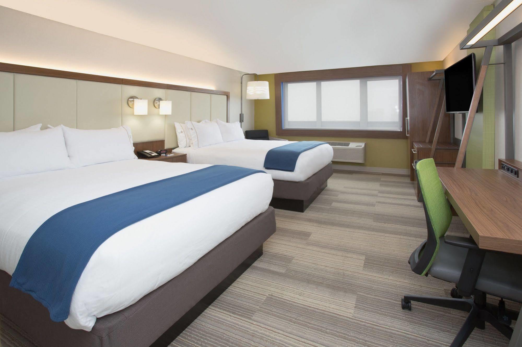Holiday Inn Express & Suites - Cincinnati Ne - Red Bank Road By Ihg Εξωτερικό φωτογραφία